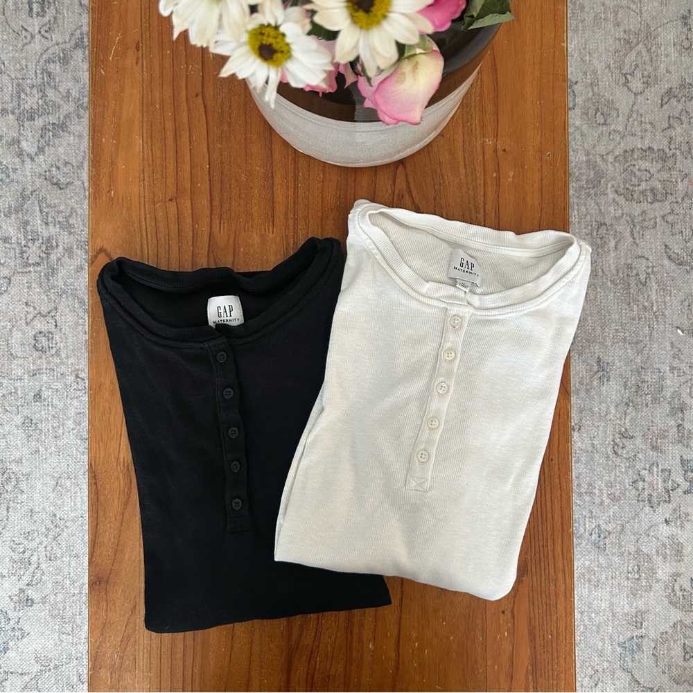 GAP maternity long sleeve shirt bundle